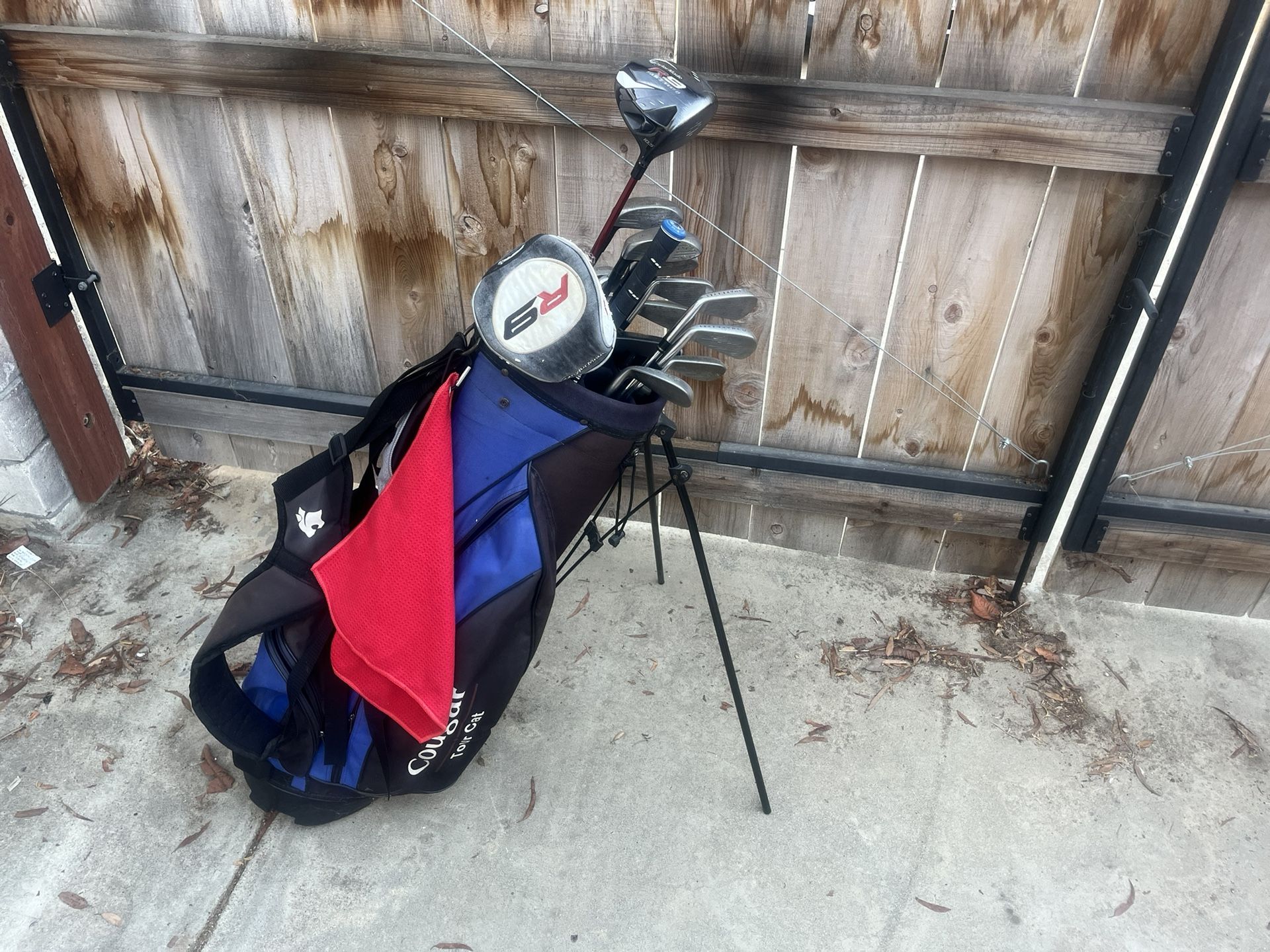 Golf Clubs And Bag Starter Set