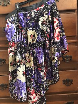 girls’ dress size small