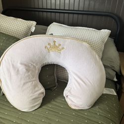 Pottery Barn boppy