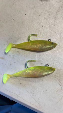 Berkley powerbait chartreuse holographic paddle tail swimbaits