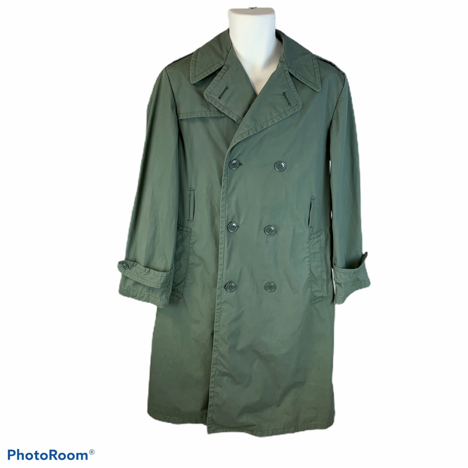 Military trench coat size 36r