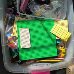 Lego Friends And American Girl Building Sets 