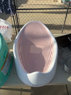 Baby shower seat