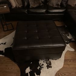 Sectional with ottoman (including Pillows) 