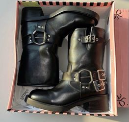 black chain boots 6.5 worn once