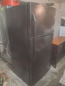Black Fridge