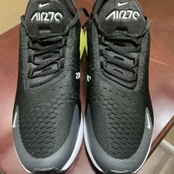 Nike Air Max 270 