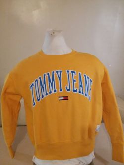 Vintage 1990's Tommy Hilfiger classic sweatshirt Med