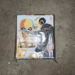 Mezco 1975 Gomez SDCC