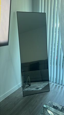 Full size mirror