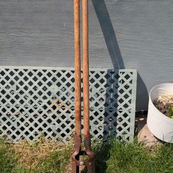Post hole digger