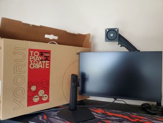 165 Hz Koorui 27" Monitor w/Monitor desk mount