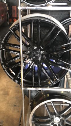 22's WHEELS AND TIRES