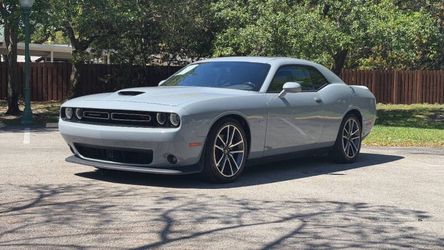 2022 Dodge Challenger