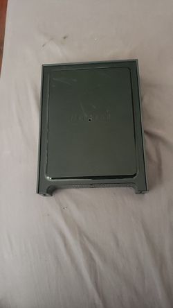 Netgear wireless router (MISSING POWER CABLE)