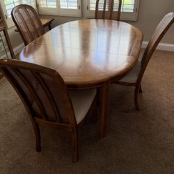 Oak Dining Table & 6 Cane-Back Chairs – Expandable