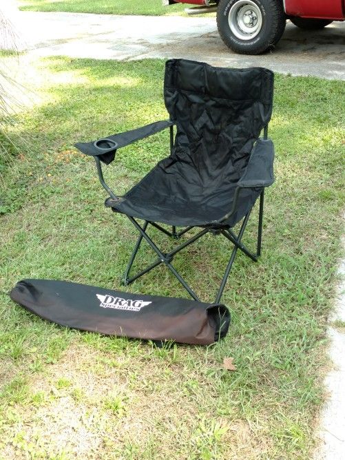 $10 Folding Chair W/Bag, "Drag Speciality"