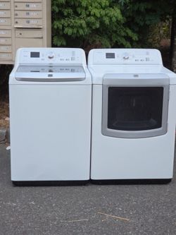 MAYTAG XL Capacity 5.0 cuft washer and 9.4 cuft Electric Dryer. Works Perfect. 30 Days warranty