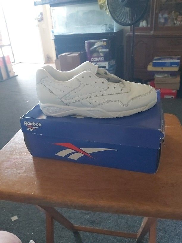 Reebok Men Walking Shoes Size 7 1/2
