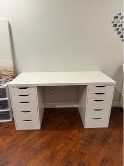 White IKEA Desk with free Chair – Like New