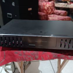 KENWOOD. KE-205.   7-BAND DUAL STACK STEREO EQUALIZER