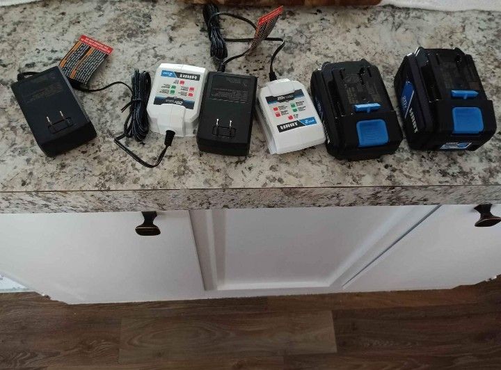 Hart Batteries And Fast Chargers 2.0 Ah And 4.0 Ah Set Of 2