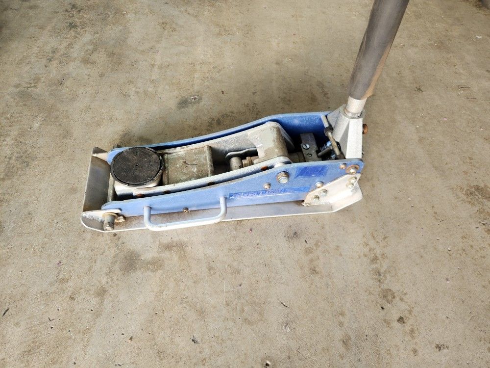 Off Road Floor Jack