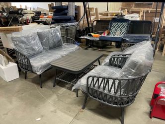 Assembled New 4-Piece Outdoor Patio Furniture Sets Garden Conversation Bistro Sets Chairs