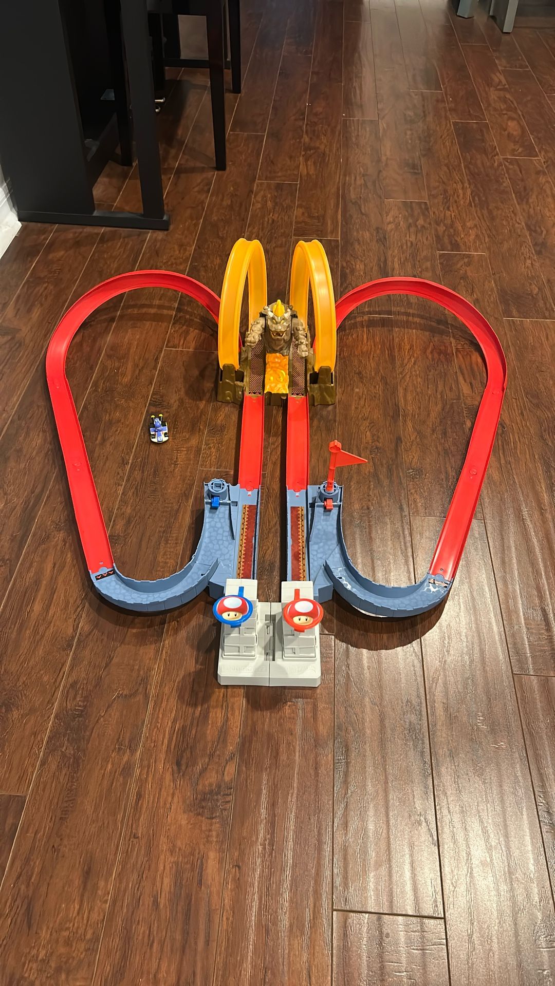 Hot Wheels Mario Kart: Bowser’s Castle TrackSet (with Blue Yoshi)