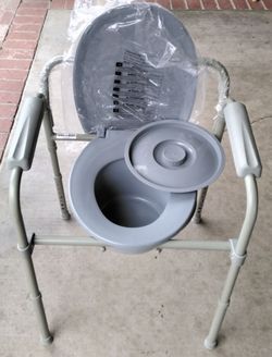 Medical Portable Toilet, lid, leg height adjustable - $25 - New