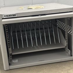 BlackBox UD10KP 10-Unit iPad, Chromebook Tablet, & Laptop Locker
