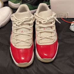 Jordan Cherry 11 Low 