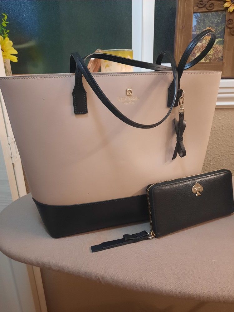 FREE Black Wallet W/kate spade Immaculate Black And Beige/soft Pink Tote Bag