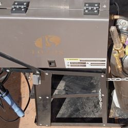 Lotos MIG 140 Welder  120V 140A