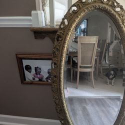 Beautiful Oval Antique Mirror 