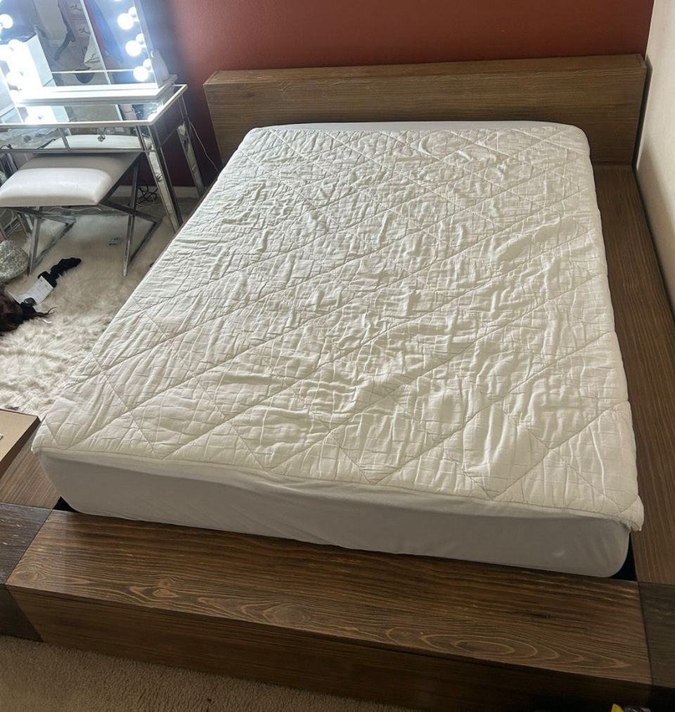 Bed Frame “Queen”