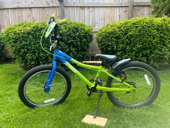 Schwinn Aerostar 20” BMX style bicycle