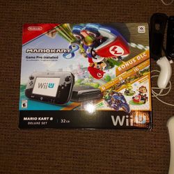 WiiU Mariokart 8 Deluxe Set - COMPLETE | CLEAN | LIKE NEW