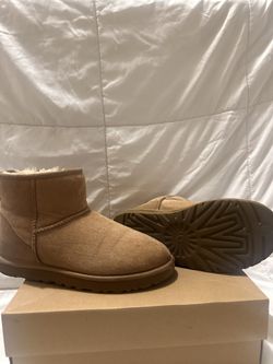 UGG Classic Mini II, Women’s, Size 8