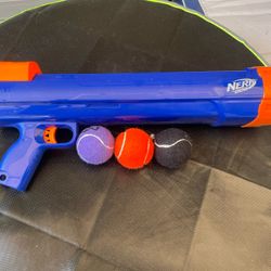 Nerf Dog Tennis Ball Blaster Dog Fetch Launcher