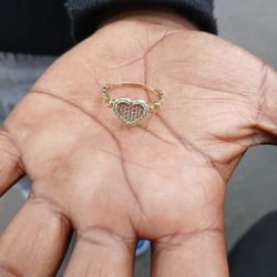 10k Pure Gold  Ring Mossianite Diamonds