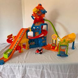 VTech Go Go Smart Wheels Race & Play Adventure Park