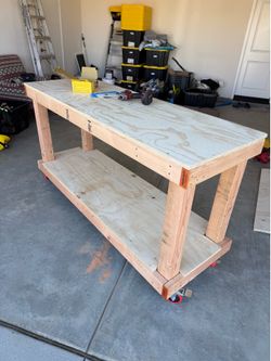 Work bench on casters