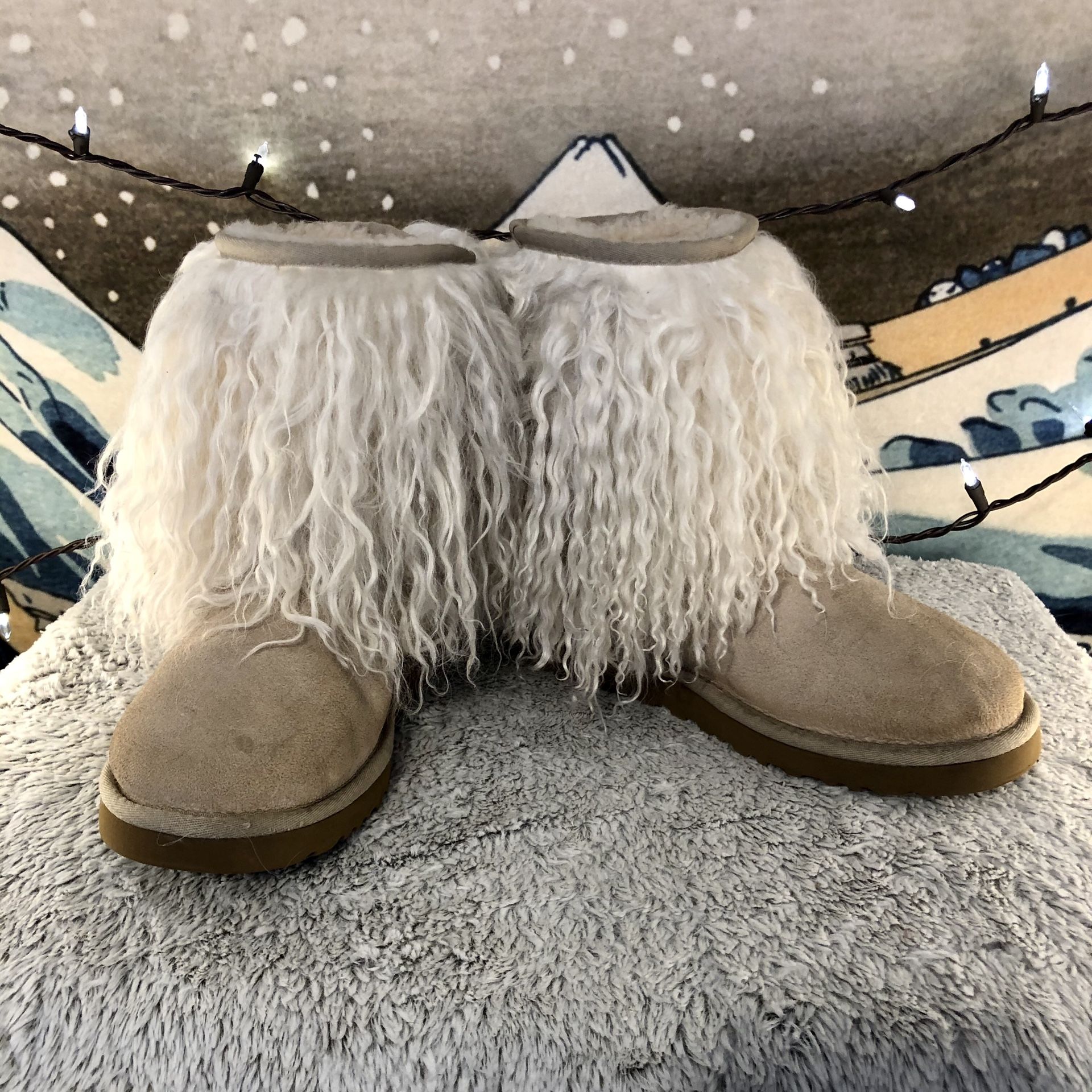 UGG Australia Classic Short Mongolian Fur Sheepskin Cuff Boots Size 8