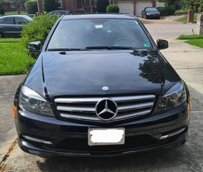 2011 Mercedes'Benz C300