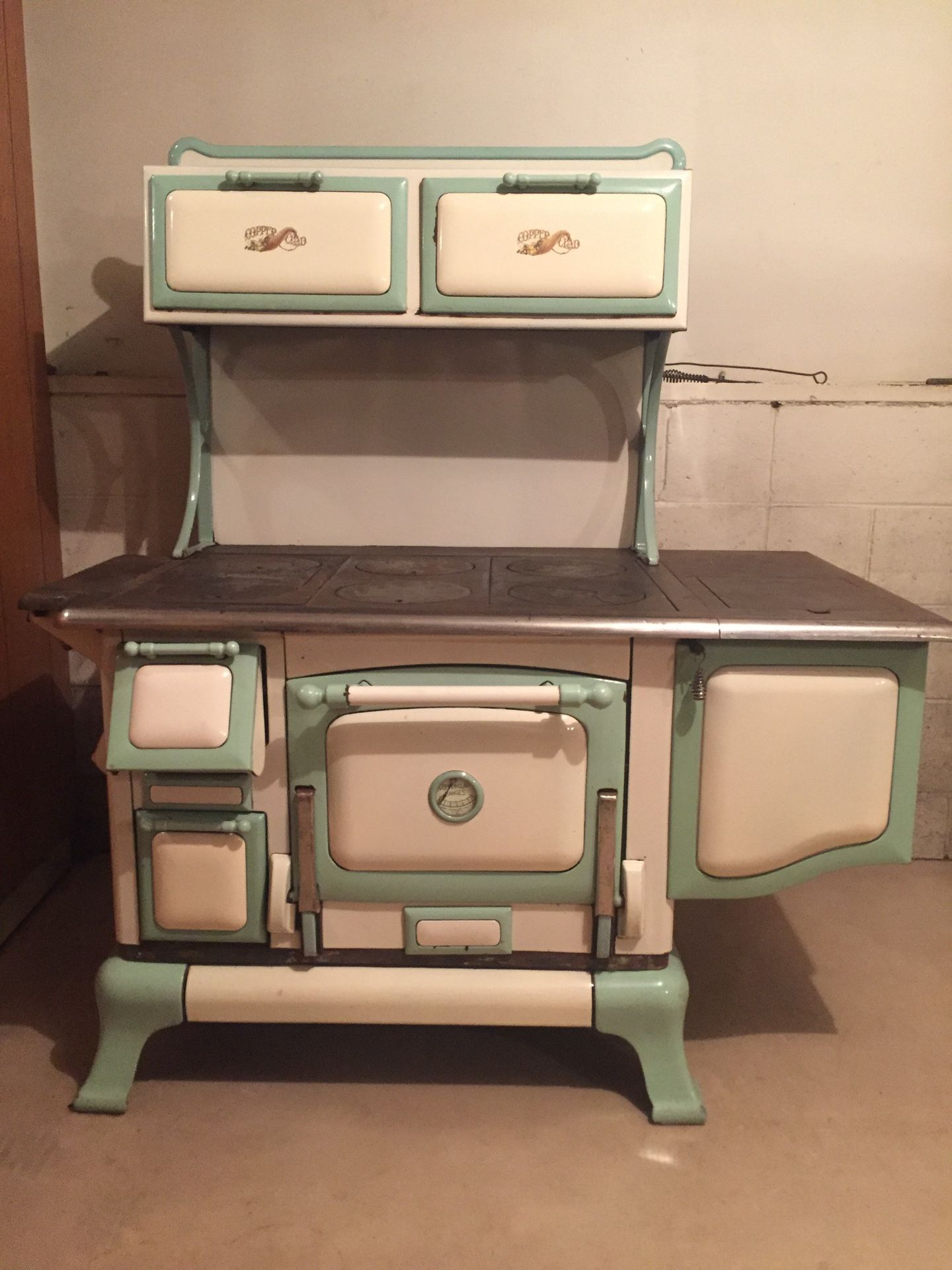 Antique Copper Clad Malleable Range wood burning cook stove for Sale in  Byron, MN - OfferUp
