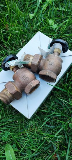 1-1/4 In. Steam Radiator Angle Valve