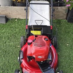 Toro 6.75 22" Self-Propelled Lawn Mower