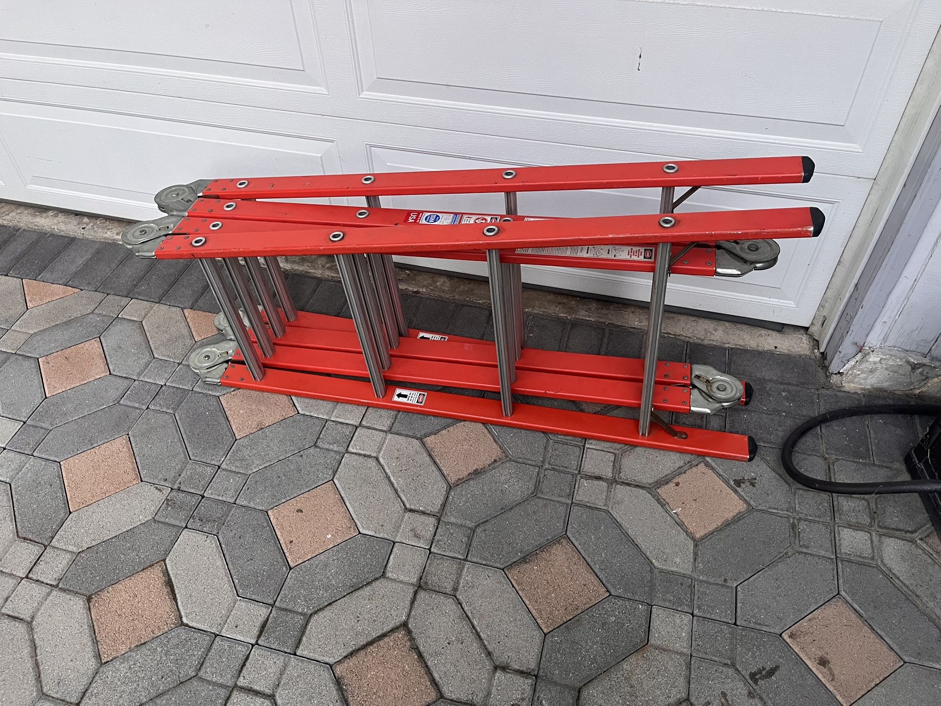 Tall Extendable Ladder