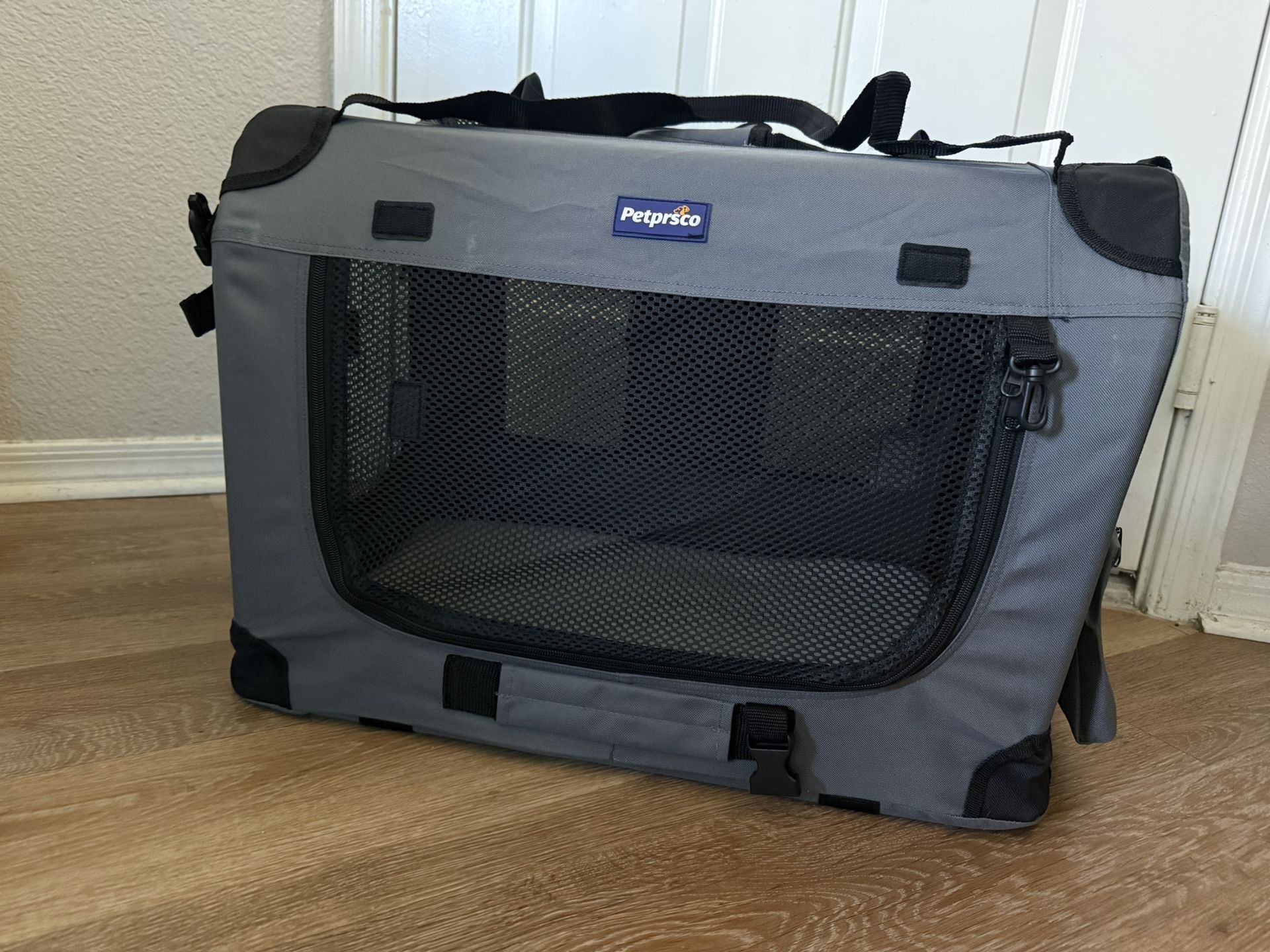 Brand New Petprsco 4-Doors Portable Soft-Sided Folding Travel Crate Kennel for cat/Dog